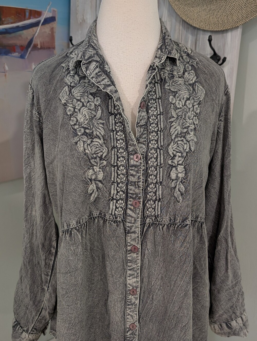 Chic Connection Embroidered Button Front Shirt - Picture 2 of 9